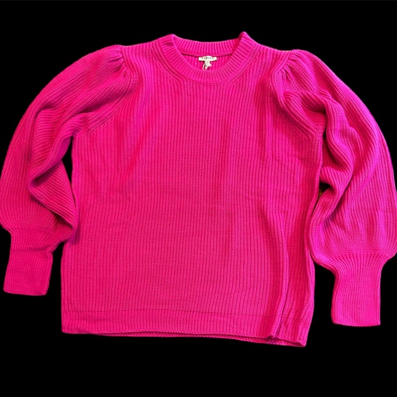 Women's 1X Barbie pink sweater with puff sleeves - Picture 1 of 9